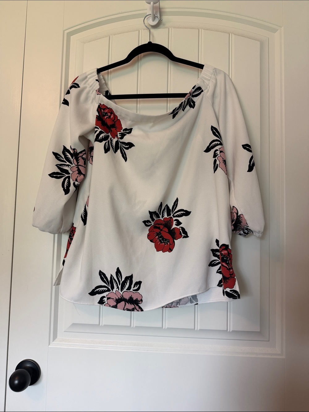 Ann Taylor Factory White Off-Shoulder Blouse with Red & Pink Floral Print